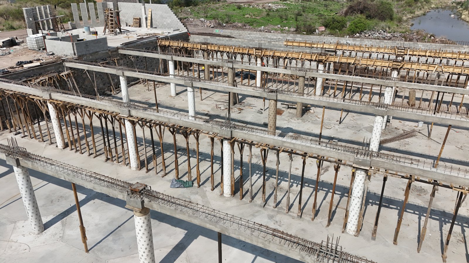 Naves Terra Park — avance de estructura, Querétaro